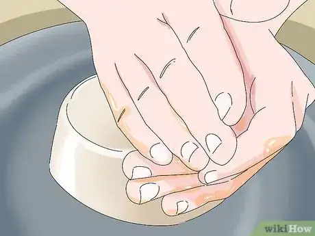 Imagen titulada Throw a Pot Step 4