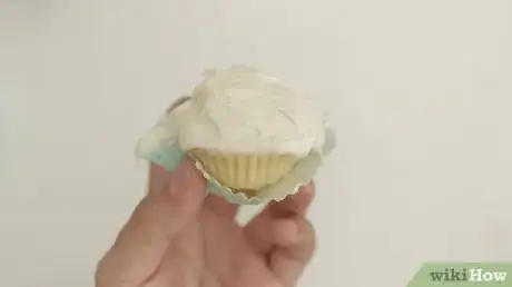 Imagen titulada Make Cupcakes Step 51