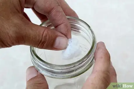Imagen titulada Make Glow Jars Step 16
