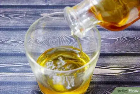 Imagen titulada Make a Suicide Shot (a Mixed Drink) Step 1