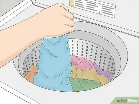 Imagen titulada Remove Musty Smell from Clothes Step 2