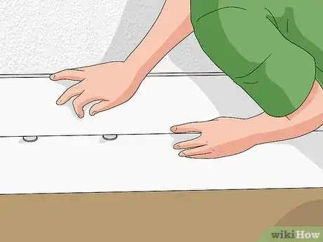 Imagen titulada Install Shiplap Step 11