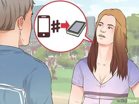 Imagen titulada Get a Guy's Phone Number Step 5