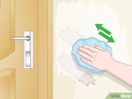 Imagen titulada Create Clean Paint Edges on Interior Walls Step 9
