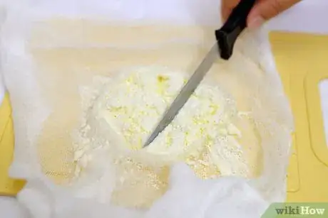 Imagen titulada Make Homemade Cheese Step 17