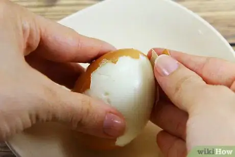 Imagen titulada Reheat a Hard Boiled Egg Step 5