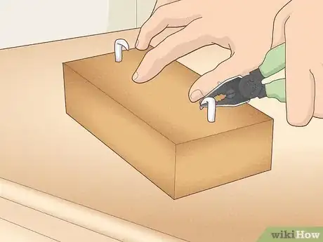 Imagen titulada Fix a Warped Guitar Neck Step 12