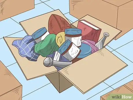 Imagen titulada Live Like a Minimalist Step 8