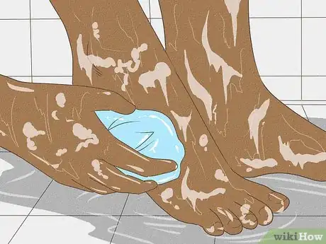 Imagen titulada Get Rid of Foot Odor Step 1