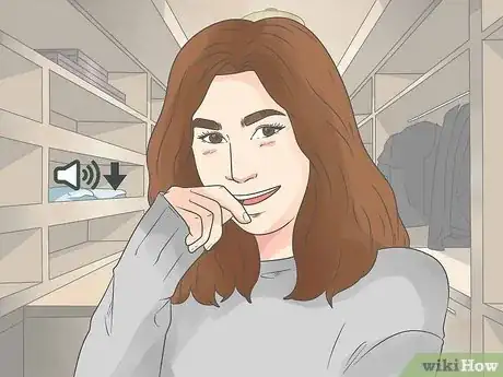 Imagen titulada Know if a Younger Girl Likes You Step 4