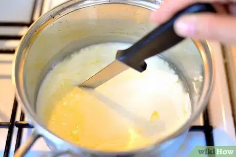Imagen titulada Make Homemade Cheese Step 14