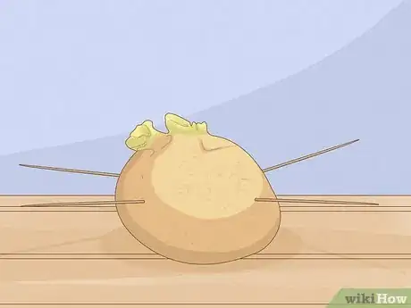 Imagen titulada Grow Potatoes Indoors Step 4