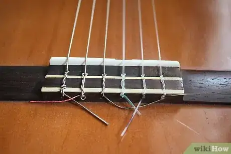 Imagen titulada Take Care of a Guitar Step 7