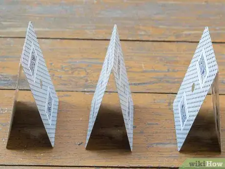 Imagen titulada Build a House of Cards Step 2