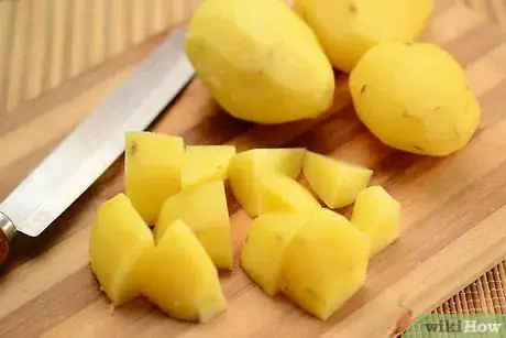 Imagen titulada Saute Potatoes Step 6