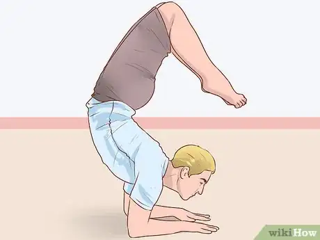 Imagen titulada Do an Elbow Stand Step 13