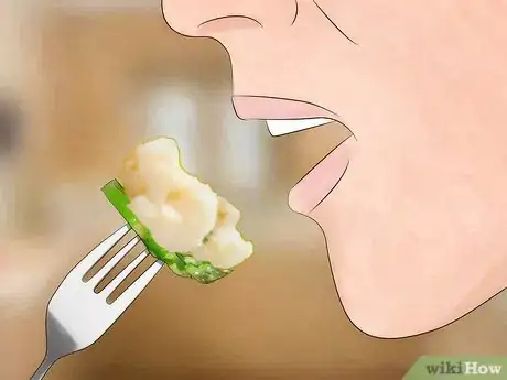 Imagen titulada Eat Foods You Don't Like Step 2