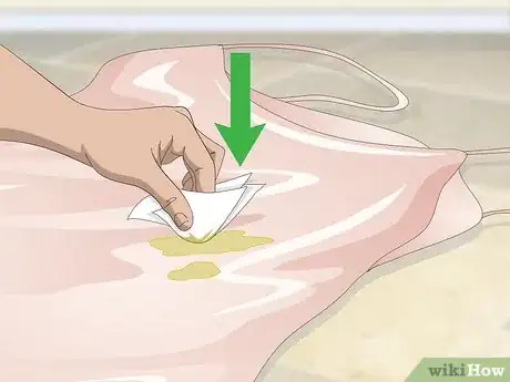 Imagen titulada Clean Satin Step 1