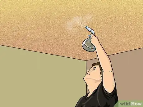 Imagen titulada Clean a Popcorn Ceiling Step 11