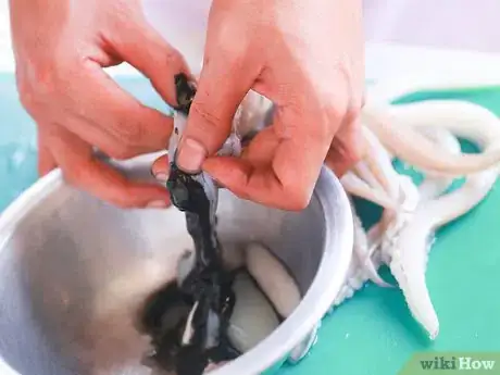 Imagen titulada Make Black Food Coloring Step 7