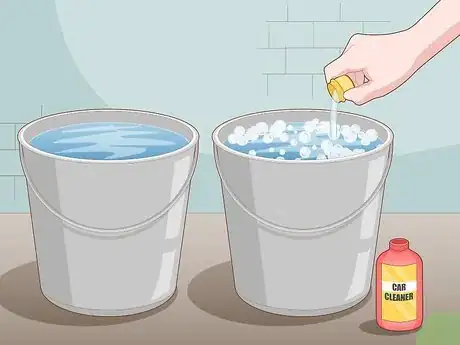 Imagen titulada Clean Your Car Step 3