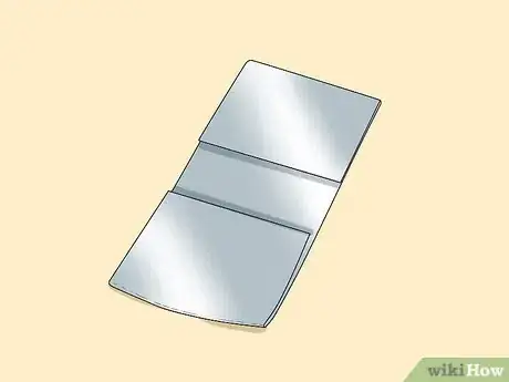 Imagen titulada Change a Lightbulb in a Recessed Light Step 3