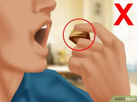 Imagen titulada Eat a Raw Chestnut Step 9