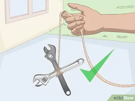 Imagen titulada Make a Grappling Hook Step 5