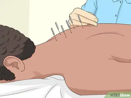 Imagen titulada Sleep with Neck Pain Step 15