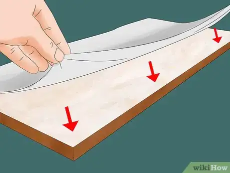 Imagen titulada Adhere Fabric to Wood Step 7