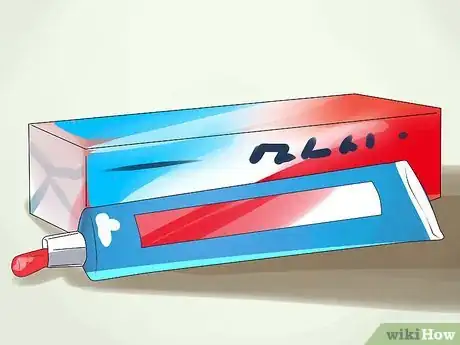 Imagen titulada Get Rid of Chapped Lips Step 18