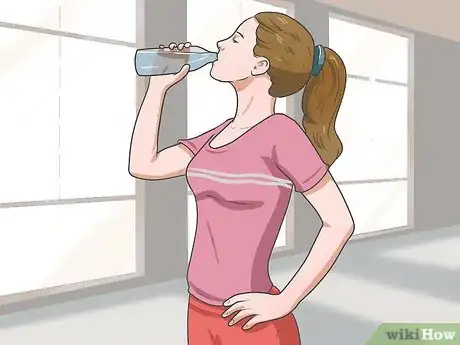 Imagen titulada Reduce Gum Swelling Step 7