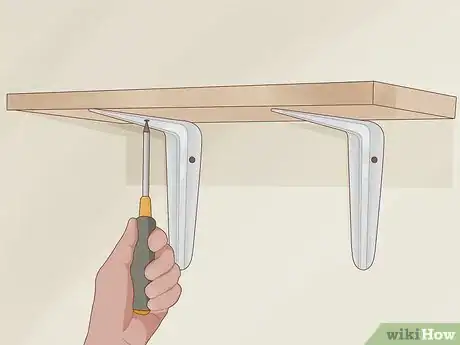 Imagen titulada Build Shelves Step 15