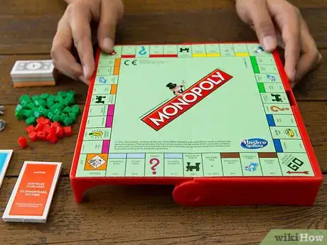 Imagen titulada Set up a Monopoly Game Step 2