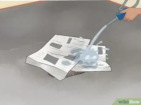 Imagen titulada Clean Anti Freeze Off a Garage Floor Step 11