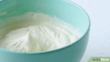 Imagen titulada Prepare Cream for Cake Step 7