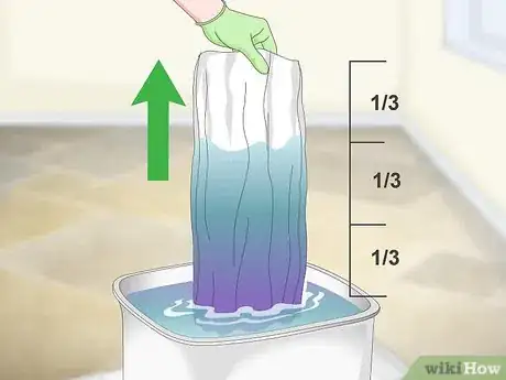 Imagen titulada Dip Dye Fabric Step 10