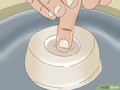 Imagen titulada Throw a Pot Step 5