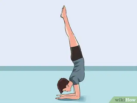 Imagen titulada Stretch Like a Contortionist Step 13