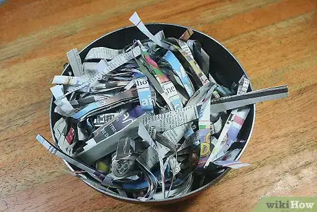 Imagen titulada ShredNewspaper Step 1