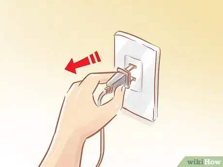 Imagen titulada Find the Fuse Box or Circuit Breaker Box Step 9