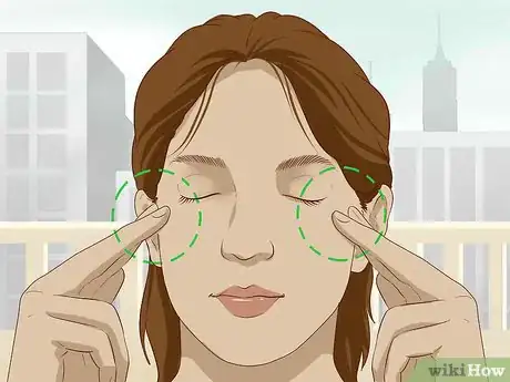 Imagen titulada Reduce Bloating in Your Face Step 3.jpeg