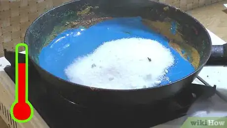 Imagen titulada Make a Colored Smoke Bomb Step 2