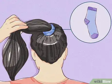 Imagen titulada Do a Doughnut Bun Without a Doughnut Step 6