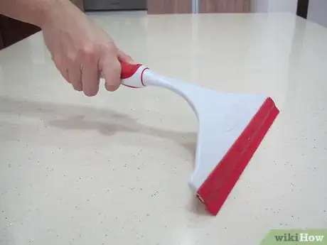 Imagen titulada Clean a Marble Top Table Step 4