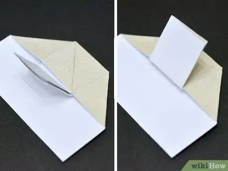 Imagen titulada Make an Origami Chair Step 9