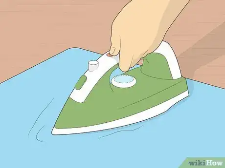 Imagen titulada Remove Milk Stains from Wood Step 10