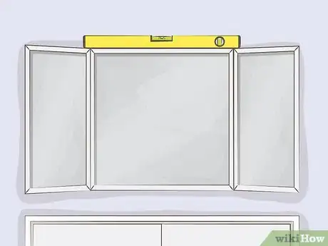 Imagen titulada Hang a Vanity Mirror Step 11