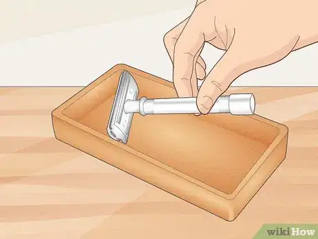 Imagen titulada Dry a Safety Razor Step 5