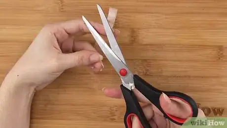 Imagen titulada Apply Fake Nails Without Glue Step 3